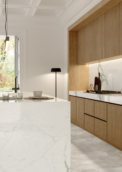 Island and Countertop w/splashback