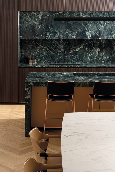 island waterfall w/12 mm solid countertop & splashback 