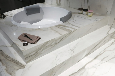 BESPOKE BATHTUB