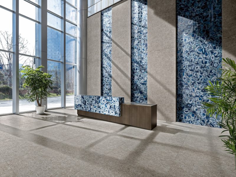 Gem Stone – Precious Blue (Photo ID: 15963)