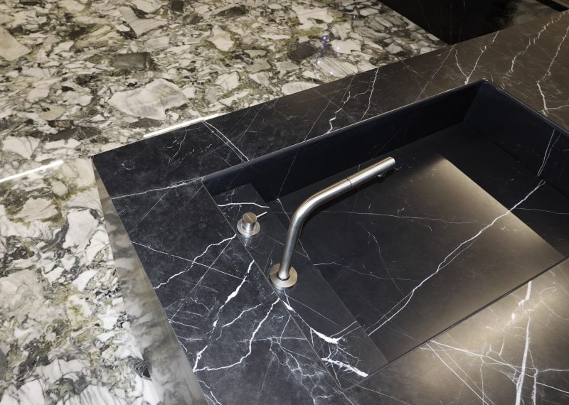 Grandi Marmi – Nero Marquina (Photo ID: 16039)