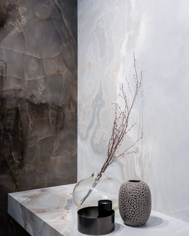Onyx Sense – Oyster & Brown Onyx 42474