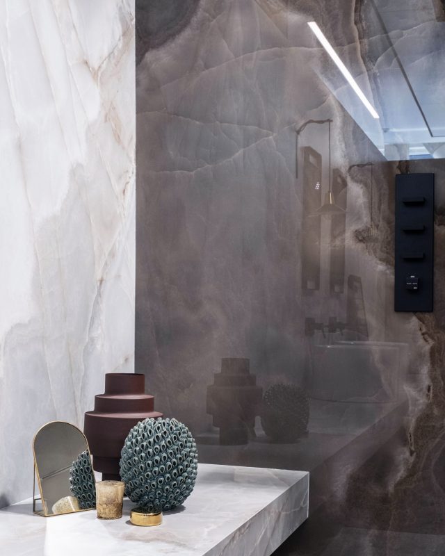 Onyx Sense – Oyster & Brown Onyx 42477