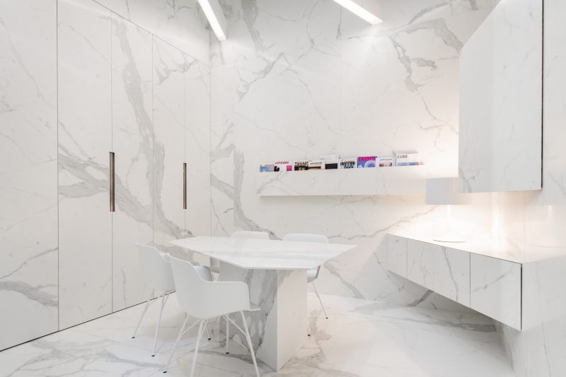 Stone Sense – Calacatta 14069