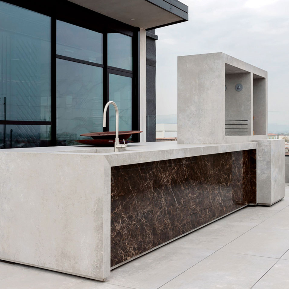Outdoor Kitchens