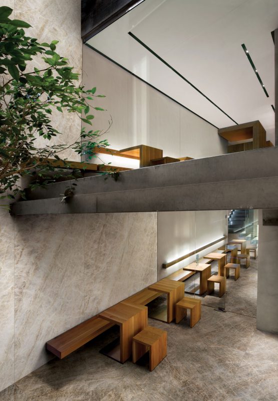 Via Taj Mahal – Dorado (wall) & Cinder (floor) 54077