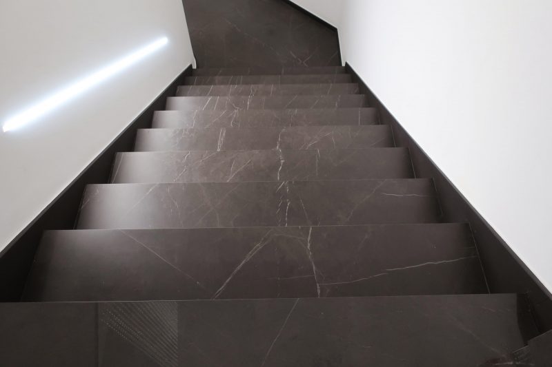 Grandi Marmi – Negresco (Photo ID: 17700)