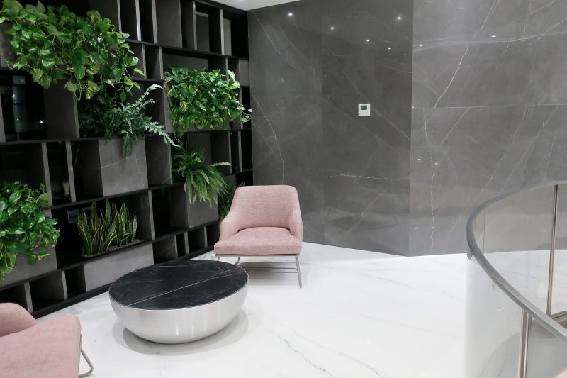 Majestic – Grey Stone 13444