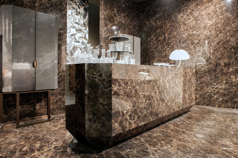 Marvel – Dark Emperor and Gem Stone – Agate Nero (Photo ID: 15858)