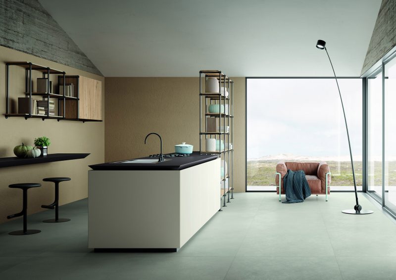 Black (Photo ID: 17501) Black (Photo ID: 17501)