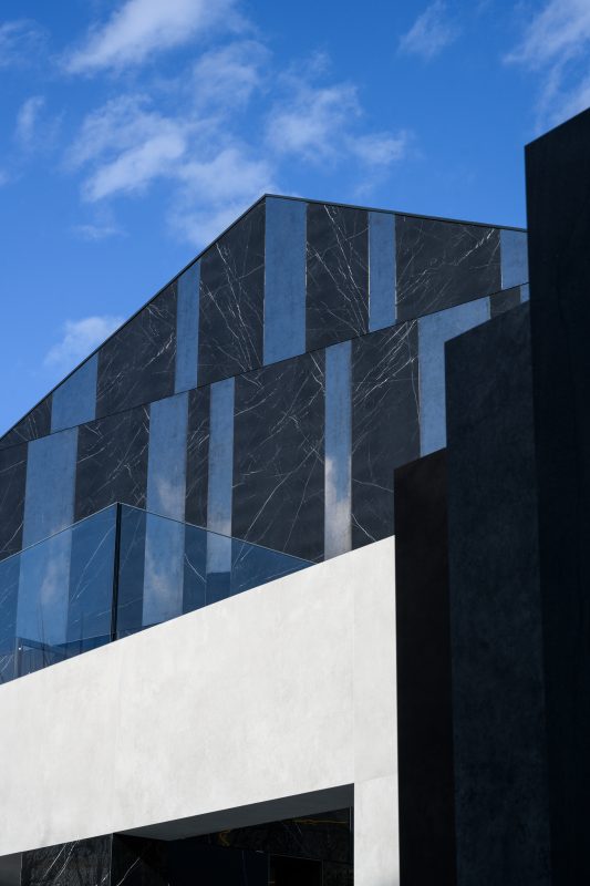 Grandi Marmi – Nero Marquina 24929