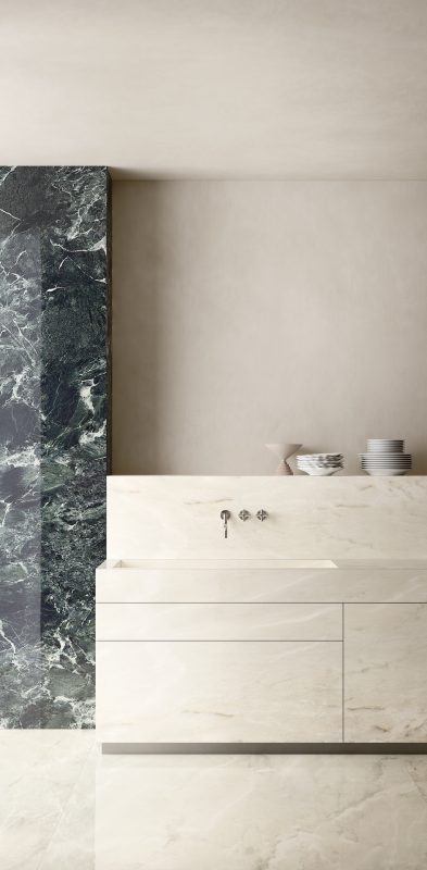 Mystery White (Photo ID: 20916)