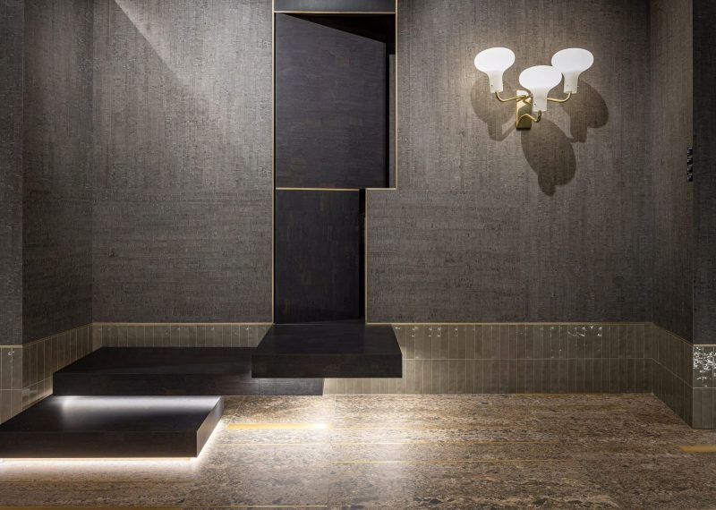 Metro Sense – Taupe | Motif & Sepia Cork – Renaissance 57720 Metro Sense – Taupe | Motif & Sepia Cork – Renaissance 57720